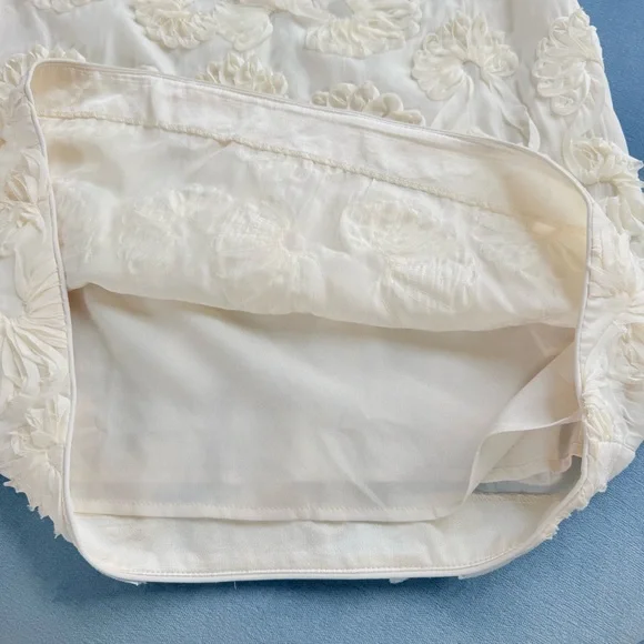 English Factory SCULPTED FLORAL MINI DRESS - size small - NWT - ivory - Picture 6 of 11